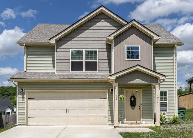 Property at 1069 Winesap Rd, Clarksville, TN 37040, 4 beds, 2.5 baths