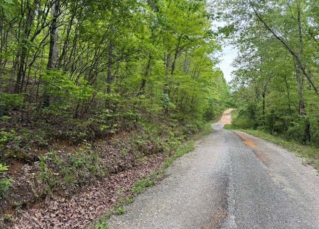 Property at 218 Mercury St, Hohenwald, TN 38462