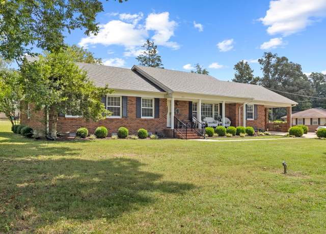 Property at 251 Joyce Ave, Lewisburg, TN 37091, 3 beds, 2 baths