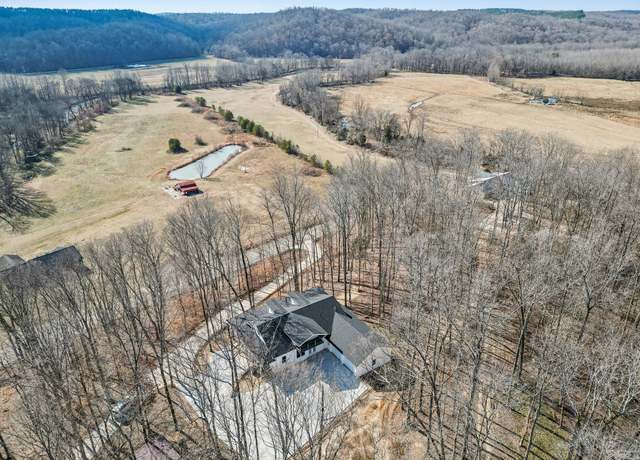 Property at 6130 Clydeton Rd, Waverly, TN 37185, 3 beds, 4.5 baths