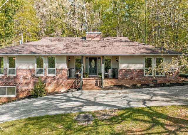 Property at 6905 Loftwood Drive Dr, Knoxville, TN 37920, 3 beds, 3 baths
