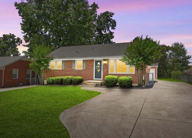 Property at 224 Clearview Dr, Clarksville, TN 37043, 3 beds, 1 bath