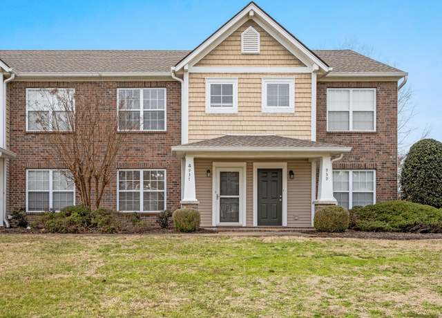 Property at 937 Seven Oaks Blvd, Smyrna, TN 37167, 2 beds, 2.5 baths