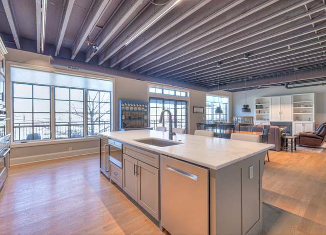 Property at 320 Liberty Pike #212, Franklin, TN 37064, 3 beds, 3 baths