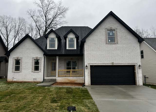 Property at 586 Alicia Dr, Clarksville, TN 37043, 4 beds, 2.5 baths