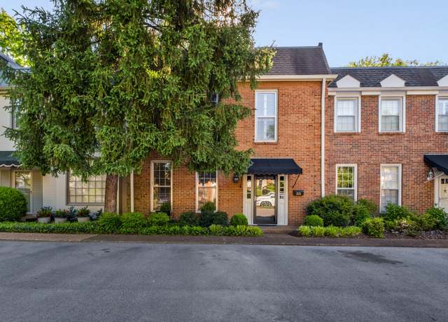 Property at 4400 Belmont Park Ter #221, Nashville, TN 37215, 3 beds, 2.5 baths
