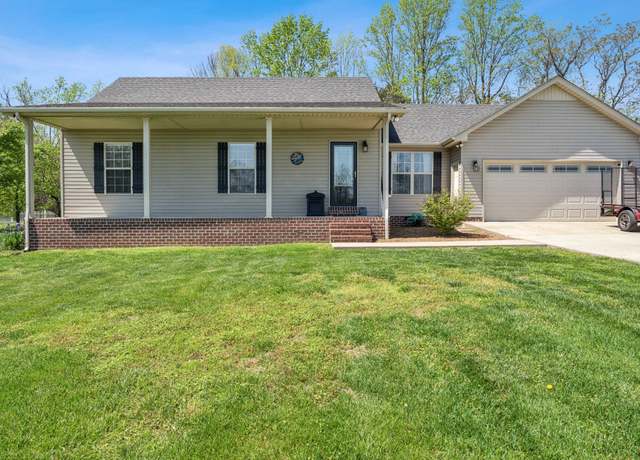 Property at 248 Marys Ln, Lafayette, TN 37083, 3 beds, 2 baths