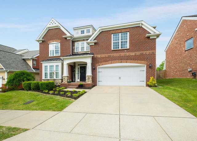 Property at 308 Valleyview Dr, Franklin, TN 37064, 5 beds, 4 baths
