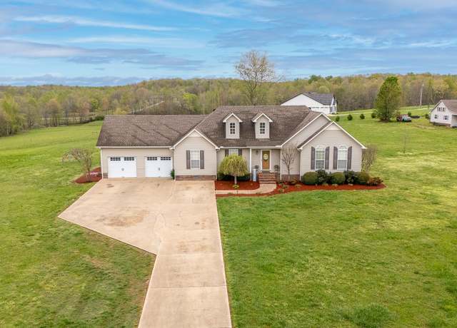Property at 70 N Keener Rd, Leoma, TN 38468, 4 beds, 3 baths