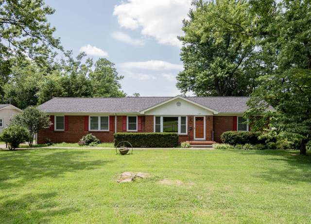 Property at 1123 Jones Blvd, Murfreesboro, TN 37129, 4 beds, 1.5 baths