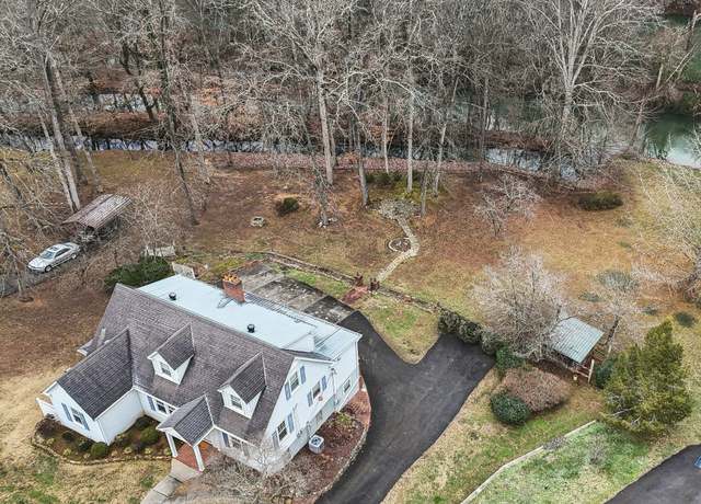 Property at 314 Westwood Dr, Mcminnville, TN 37110, 4 beds, 2 baths