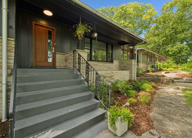 Property at 225 Brook Hollow Rd, Nashville, TN 37205, 4 beds, 3.5 baths