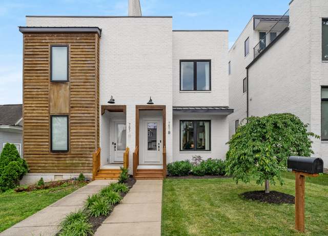 Property at 751B Lynwood Ave, Nashville, TN 37203, 3 beds, 3.5 baths