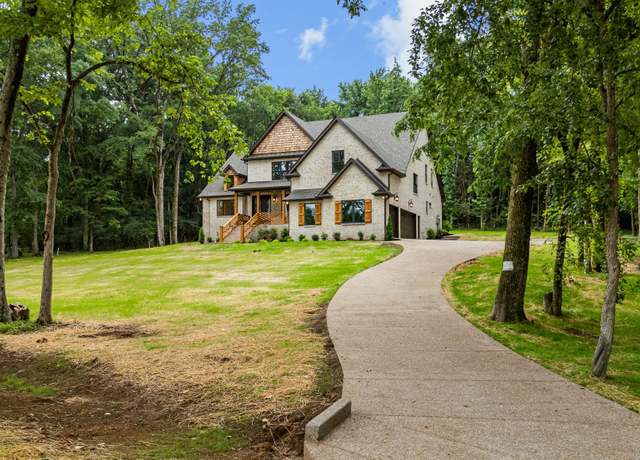 Property at 333 Burris Rd, Mount Juliet, TN 37122, 4 beds, 4 baths