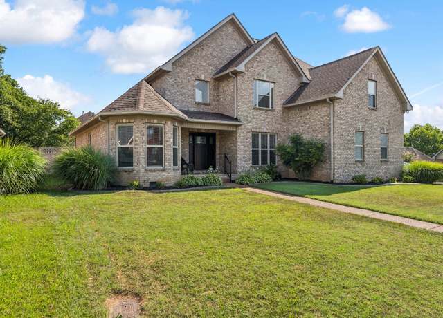 Property at 300 Pinnacle Pl, Nashville, TN 37221, 4 beds, 3.5 baths
