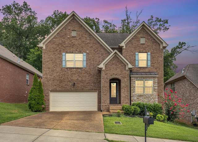 Property at 2328 Forest Lake Dr, Nashville, TN 37211, 4 beds, 3.5 baths