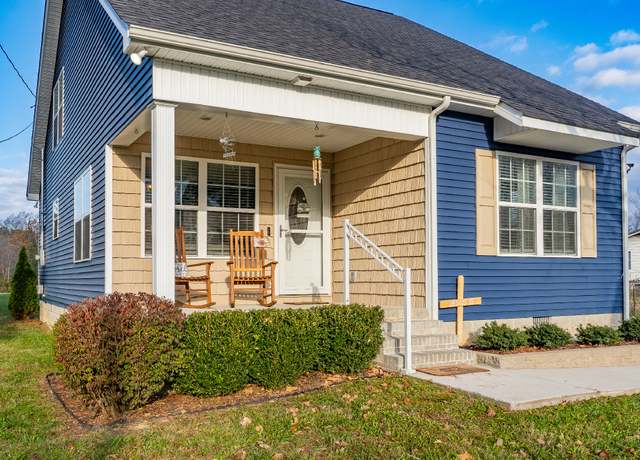 Property at 2448 Old Tullahoma Hwy, Manchester, TN 37355, 3 beds, 2.5 baths