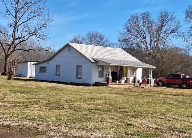 Property at 3742 Waynesboro Hwy, Lawrenceburg, TN 38464, 3 beds, 1 bath