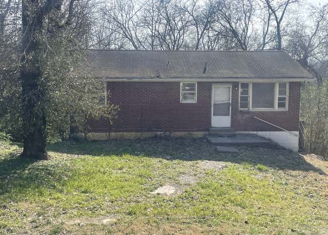 Property at 3229 Lincoln Ave, Nashville, TN 37218, 3 beds, 1.5 baths