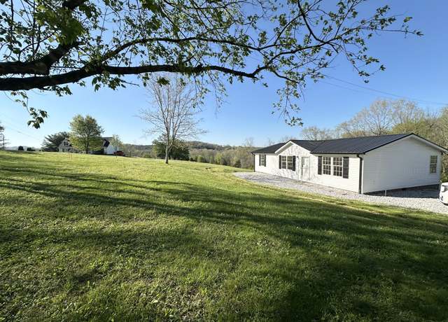 Property at 102 Hickman Creek Rd S, Hickman, TN 38567, 3 beds, 2 baths