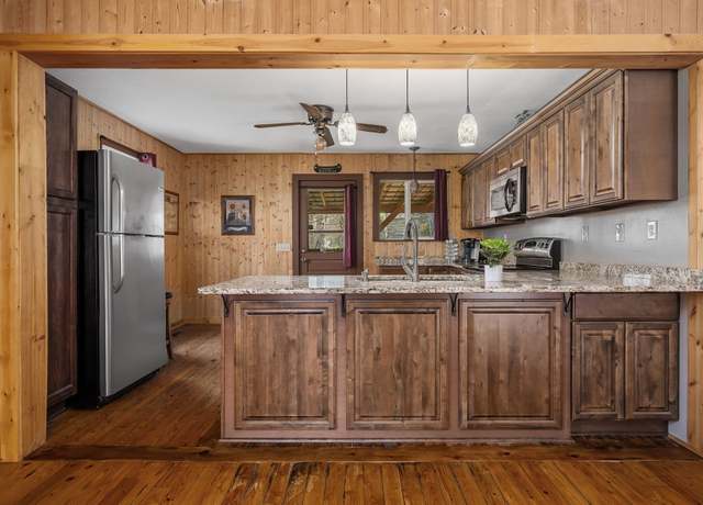 Property at 237 Cooper Ln, Smithville, TN 37166, 3 beds, 2 baths
