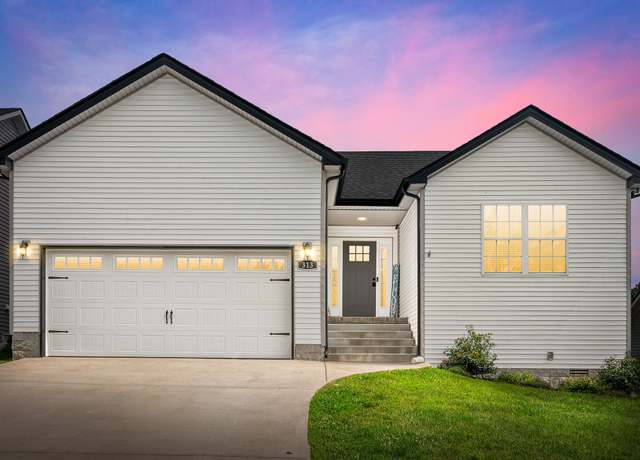 Property at 313 Peterson Ln, Clarksville, TN 37040, 3 beds, 2 baths