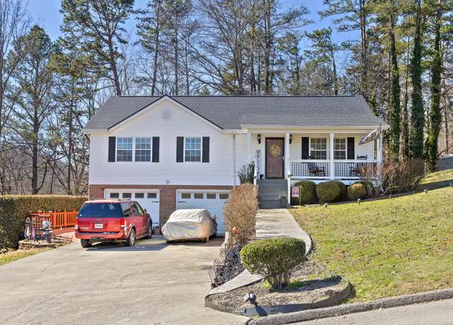 Property at 51 Castleview Dr, Ringgold, GA 30736, 4 beds, 2 baths