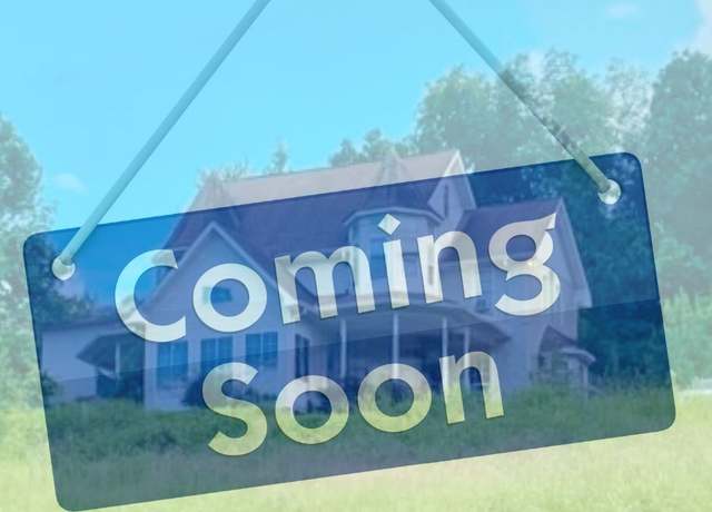 Property at 206 Collier Ave, Waverly, TN 37185, 4 beds, 2.5 baths
