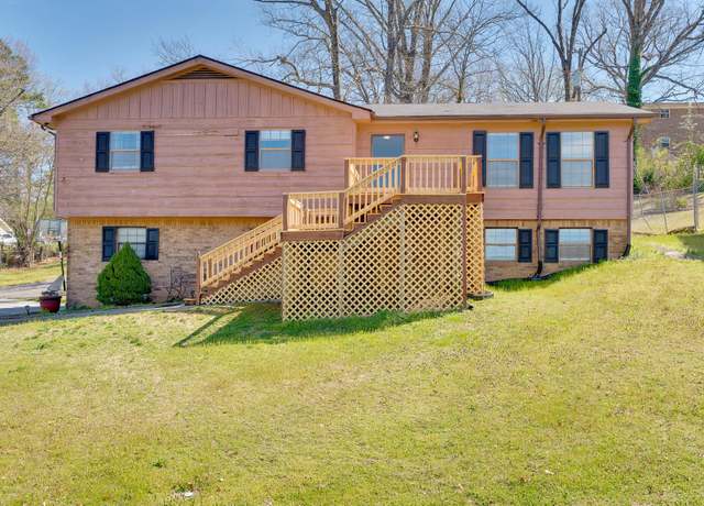 Property at 1216 Radmoor Ln, Chattanooga, TN 37421, 3 beds, 2.5 baths