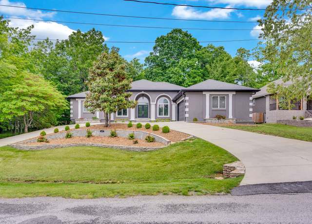 Property at 127 Motthaven Dr, Crossville, TN 38555, 3 beds, 2.5 baths