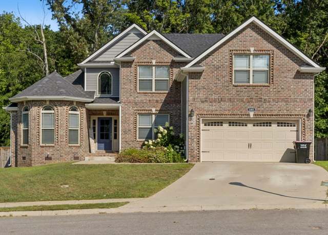 Property at 105 Jackbat Ct, Clarksville, TN 37043, 5 beds, 3 baths
