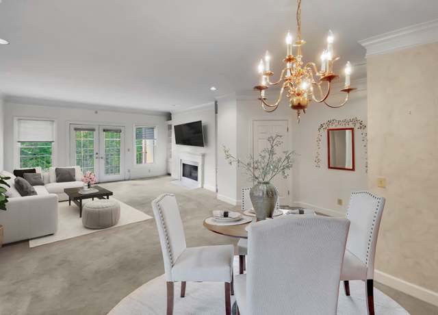 Property at 2041 Lombardy Ave, Nashville, TN 37215, 3 beds, 2 baths
