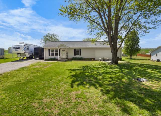 Property at 249 Bumpus Mill Rd, Oak Grove, KY 42262, 2 beds, 1 bath