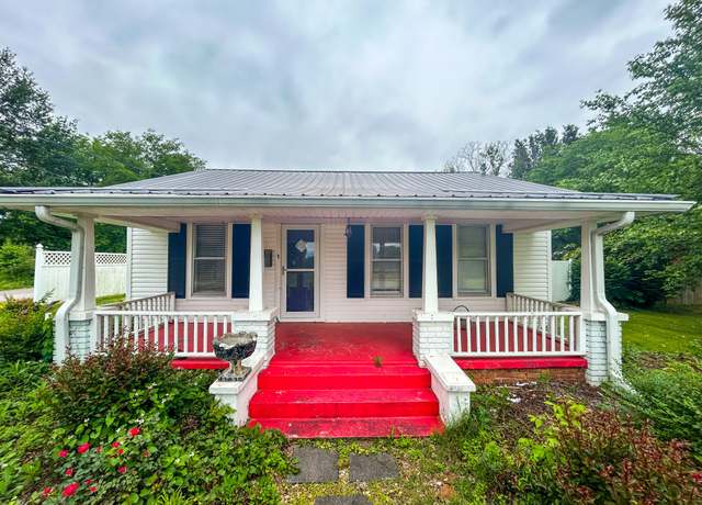 Property at 126 Carroll St S, Bruceton, TN 38317, 2 beds, 1.5 baths