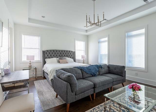 Property at 1029 Cheatham Pl, Nashville, TN 37208, 5 beds, 4.5 baths