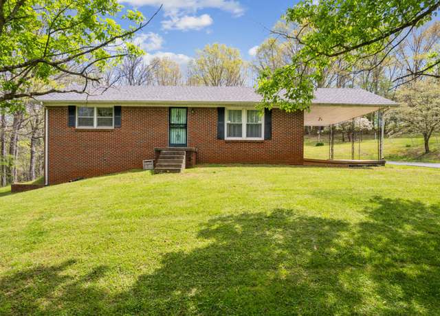 Property at 4206 Thomasville Rd, Chapmansboro, TN 37035, 2 beds, 1 bath
