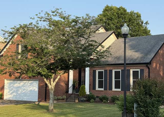 Property at 5660 Traceside Dr, Nashville, TN 37221, 3 beds, 2.5 baths