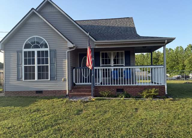 Property at 18 Pebble Creek Dr, Fayetteville, TN 37334, 3 beds, 2 baths