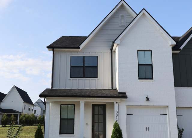 Property at 3045 Inman Dr, Thompsons Station, TN 37179, 3 beds, 3 baths