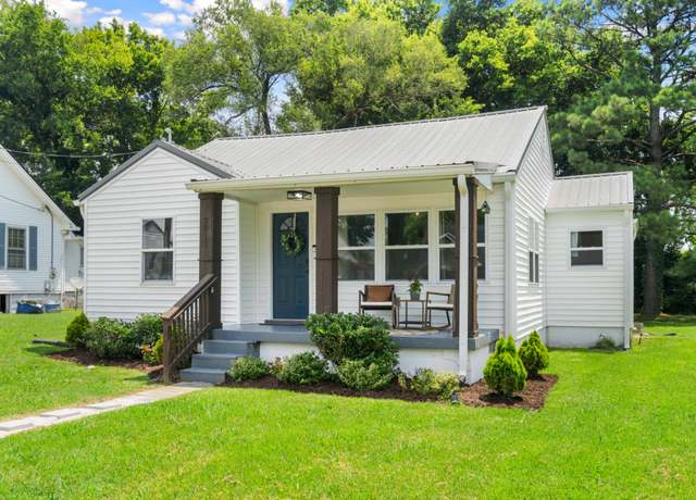 Property at 2011 Denham Ave, Columbia, TN 38401, 3 beds, 2 baths