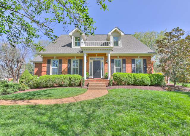 Property at 404 Briksbury Dr, Franklin, TN 37067, 4 beds, 4 baths