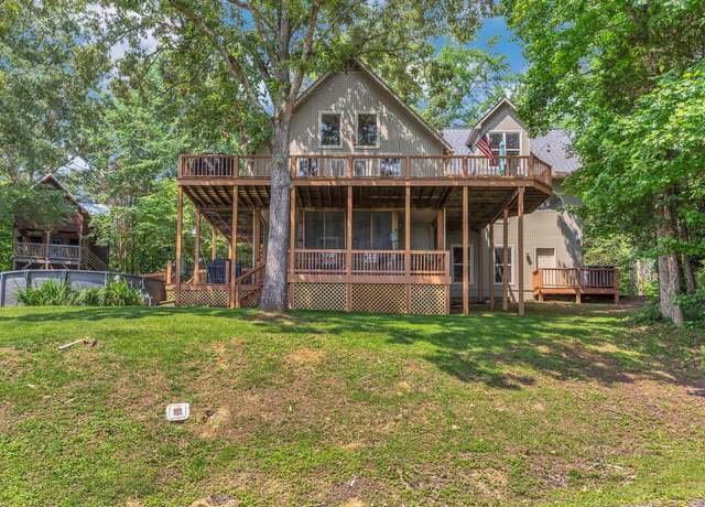 Property at 4250 Four Seasons Rd, Smithville, TN 37166, 4 beds, 3 baths