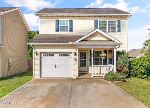 Property at 231 Heritage Crossing Dr, Maryville, TN 37804, 3 beds, 2.5 baths