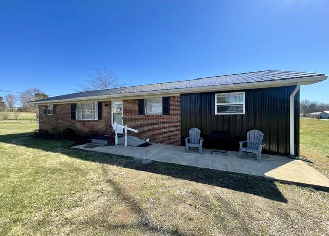 Property at 729 Weakley Creek Rd, Lawrenceburg, TN 38464, 3 beds, 2.5 baths