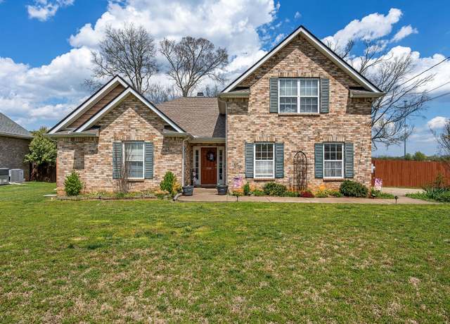 Property at 5118 Green Acres Ln, Murfreesboro, TN 37129, 3 beds, 2 baths