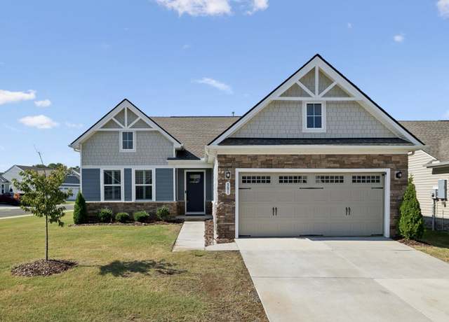 Property at 381 Streamview Dr, White House, TN 37188, 3 beds, 2 baths