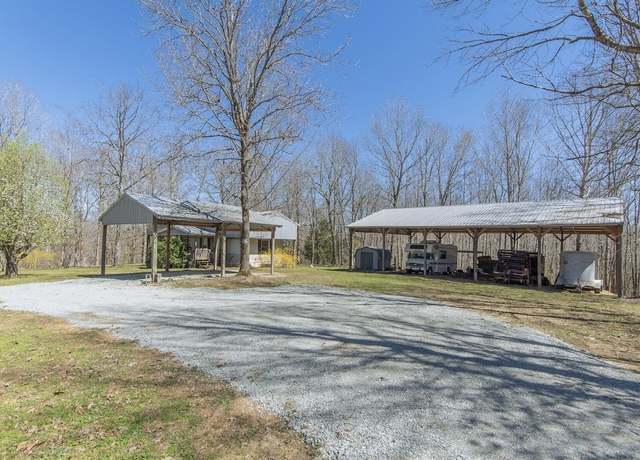 Property at 198 Robert Nutt Rd, Waynesboro, TN 38485, 2 beds, 1 bath