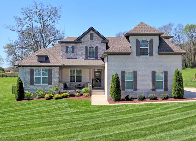 Property at 1065 Hideaway Rd, Columbia, TN 38401, 4 beds, 3.5 baths