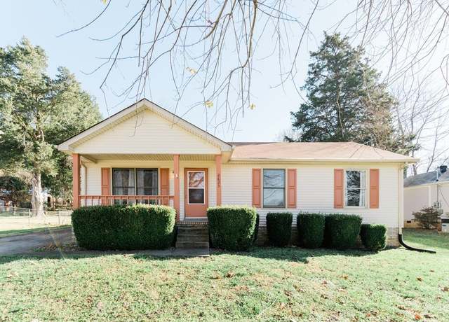 Property at 2825 Summertree Ln, Clarksville, TN 37040, 3 beds, 1 bath