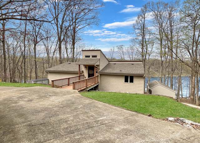 Property at 695 Bayshore Dr, Cadiz, KY 42211, 4 beds, 2 baths